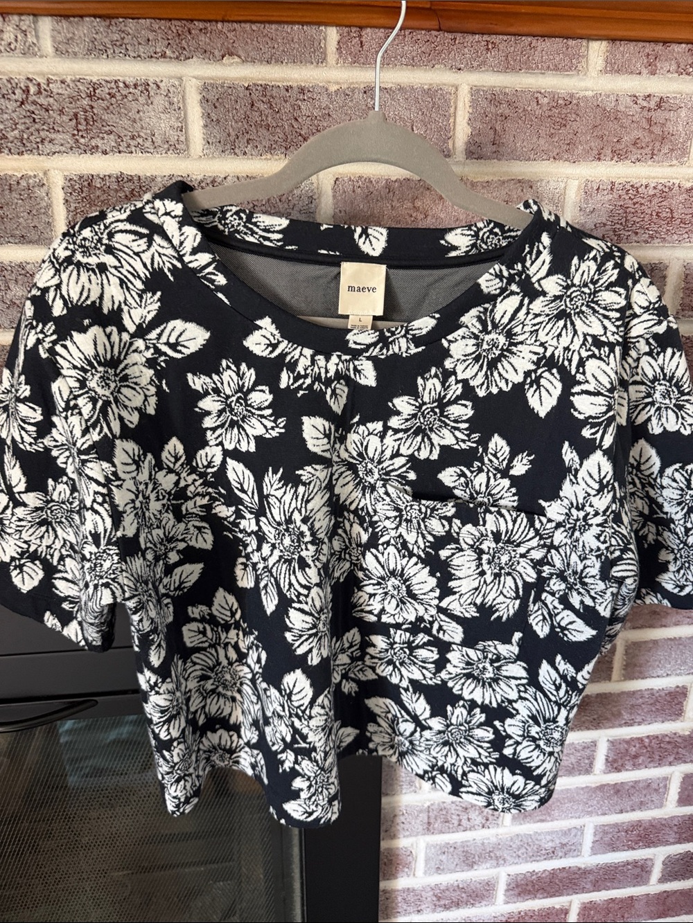 Maeve Black and White Floral Crewneck Short Sleeve Top